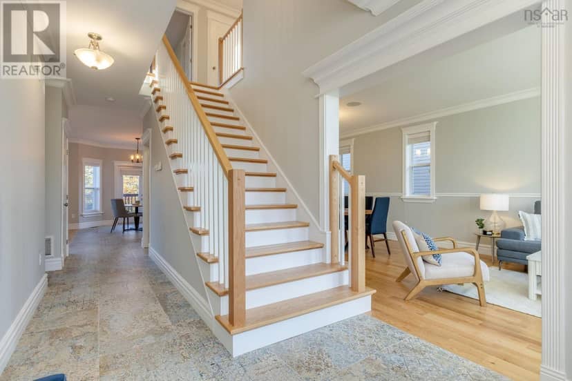 153 Ravines Drive — photo 4 of 40