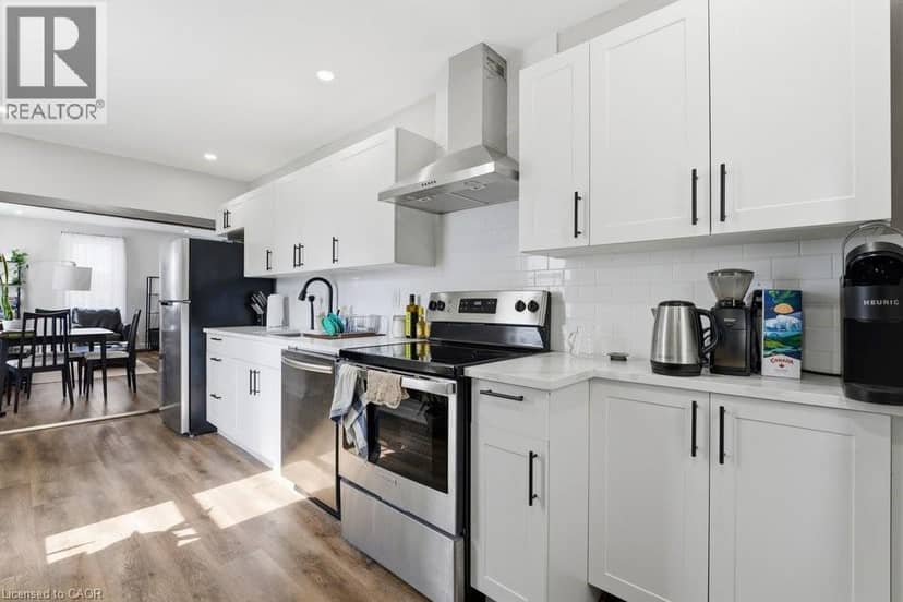 773 LAWRENCE Road — photo 8 of 40