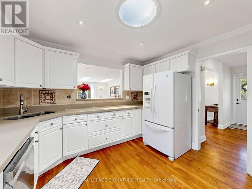 2094 Water's Edge Drive — photo 11 of 40