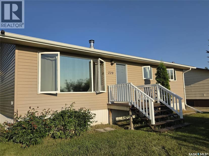 220 4th Street NW, Wadena