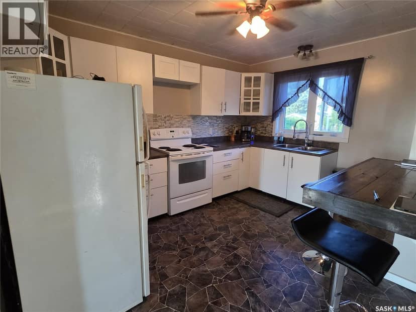 220 4th Street NW, Wadena, photo 2