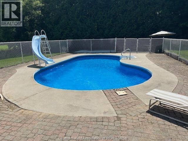12980 Longwoods Road — photo 30 of 40