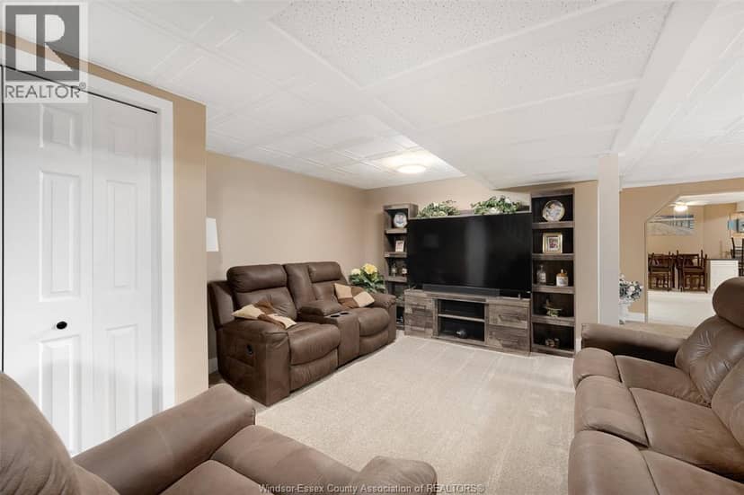 5075 Manning Road — photo 27 of 40