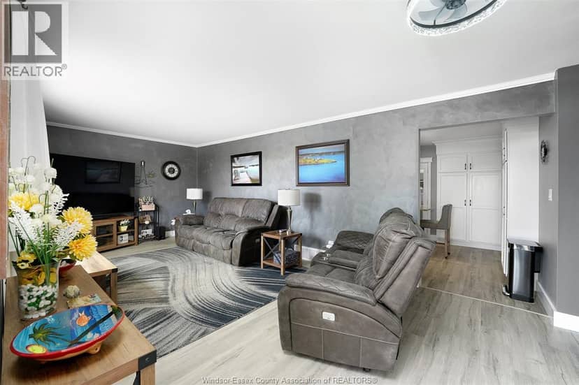 5075 Manning Road — photo 7 of 40