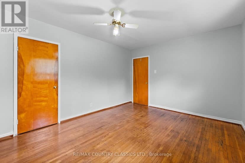 1043 Estates Road — photo 16 of 40