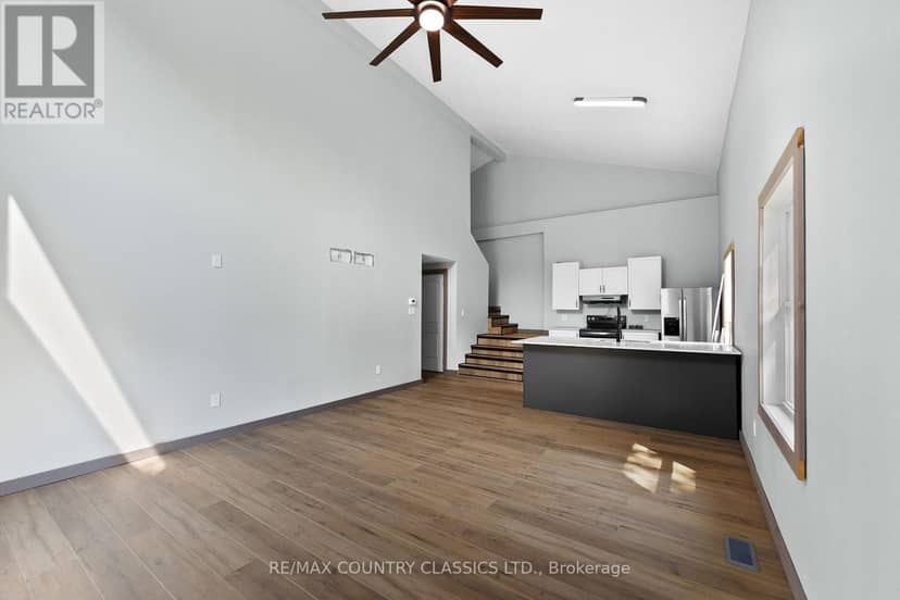 1043 Estates Road — photo 34 of 40