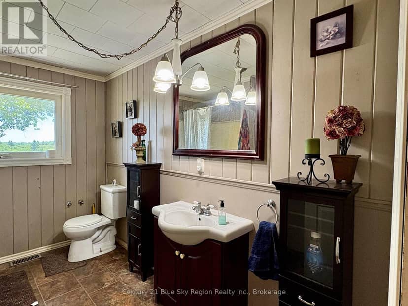 115 Bennet Road — photo 11 of 24