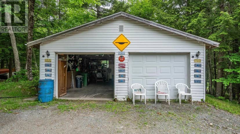 70 Station Road, Kinsac, photo 4