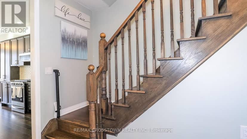 6 - 172 Parkinson Crescent — photo 19 of 38
