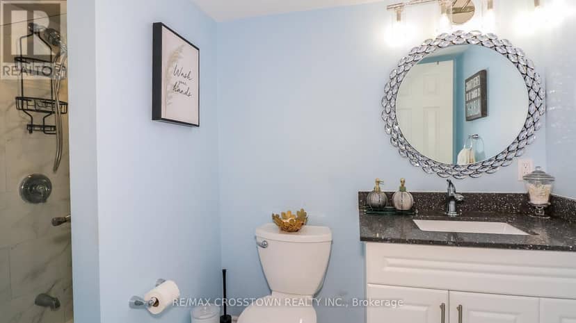 6 - 172 Parkinson Crescent — photo 33 of 38