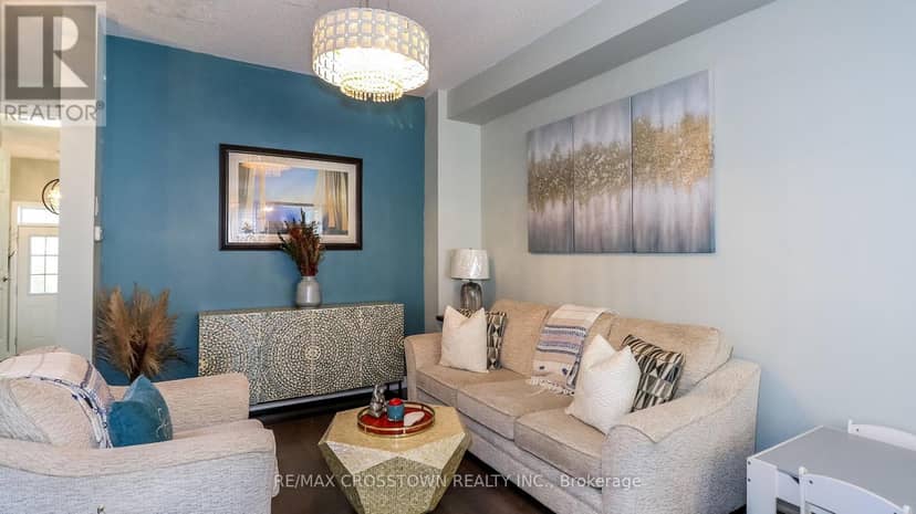 6 - 172 Parkinson Crescent — photo 6 of 38