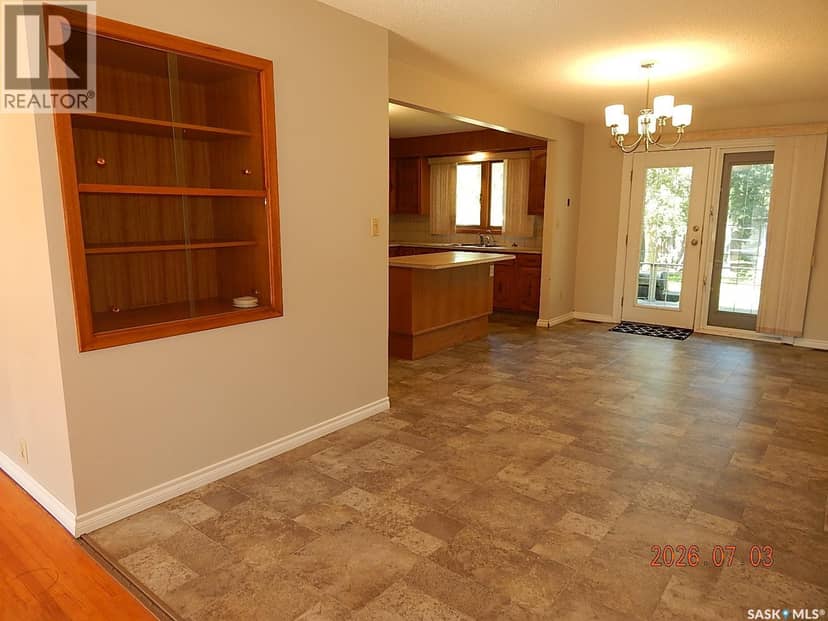 710 3rd Street E, Assiniboia, photo 5