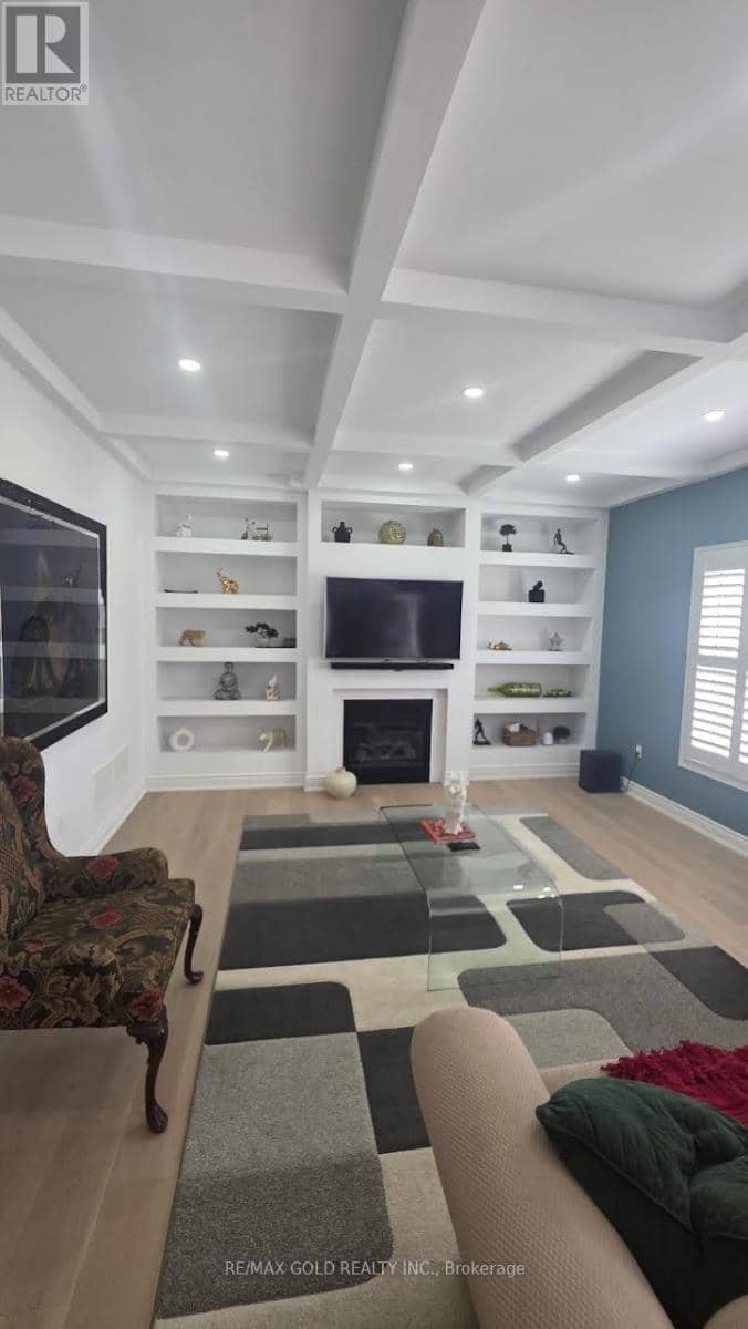 318 Wallace Street — photo 10 of 34