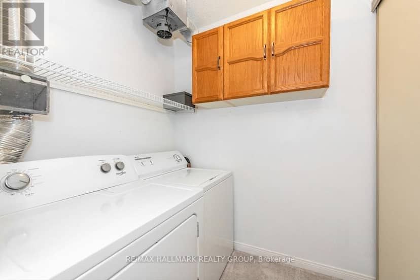 1702 - 1510 Riverside Drive — photo 28 of 40