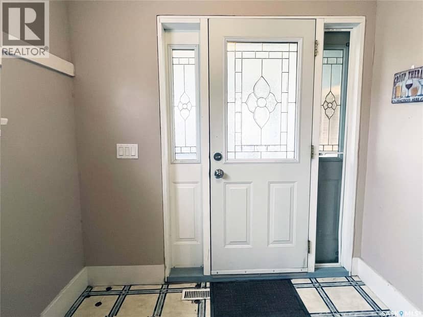 394 2nd STREET, Shaunavon, photo 2