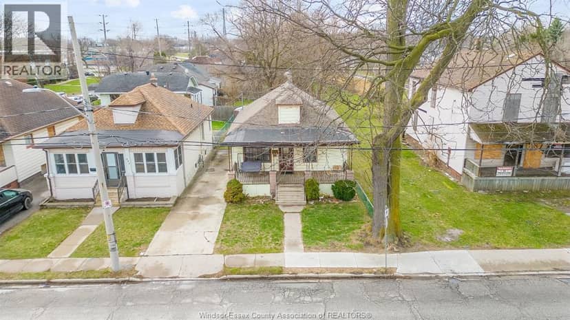 879 Felix Avenue — photo 3 of 39