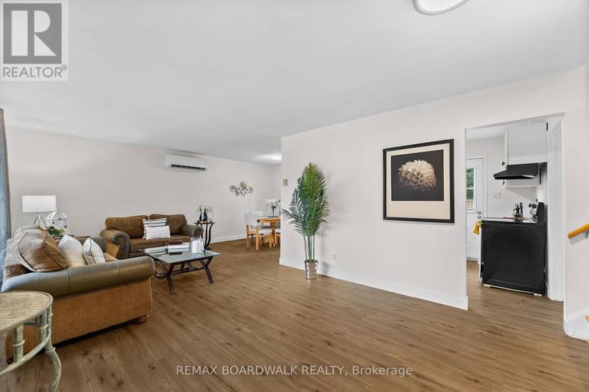 192 Allan Drive — photo 5 of 38
