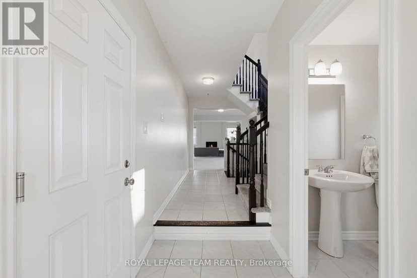 153 Unity Place — photo 5 of 40