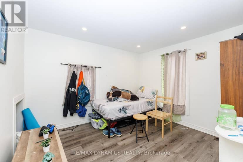 4770 Queen Street — photo 14 of 31