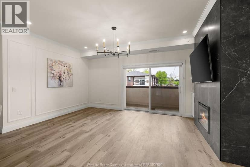 1740 SPRUCEWOOD Unit# 203 — photo 11 of 39