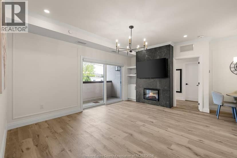 1740 SPRUCEWOOD Unit# 203 — photo 7 of 39