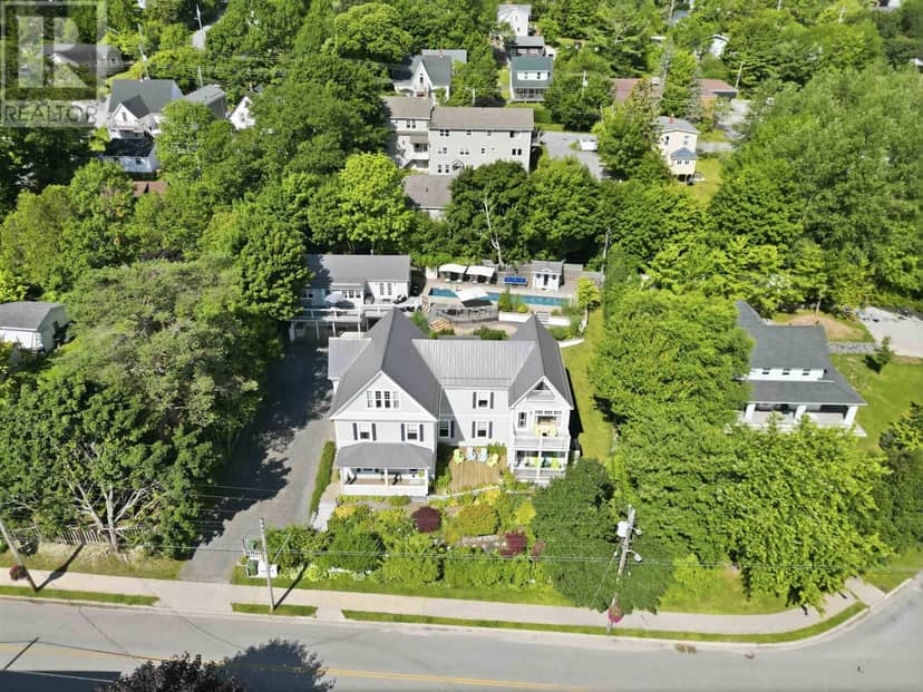 123 Duke Street — photo 15 of 26
