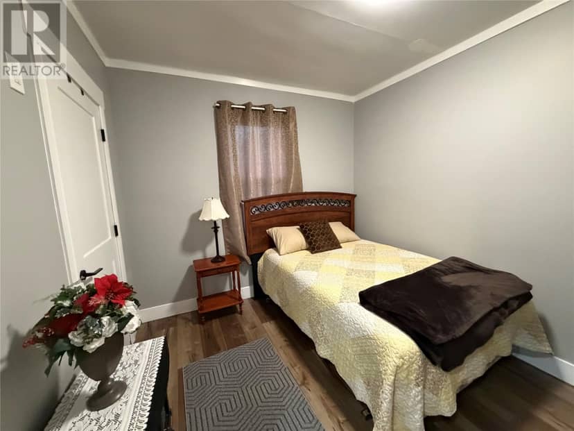 9 Main Road — photo 16 of 19