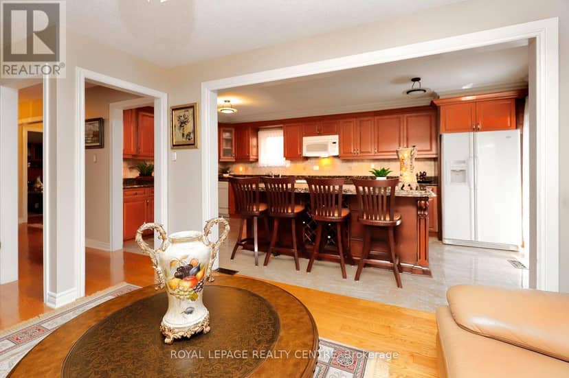 690 Ashprior Avenue — photo 23 of 40