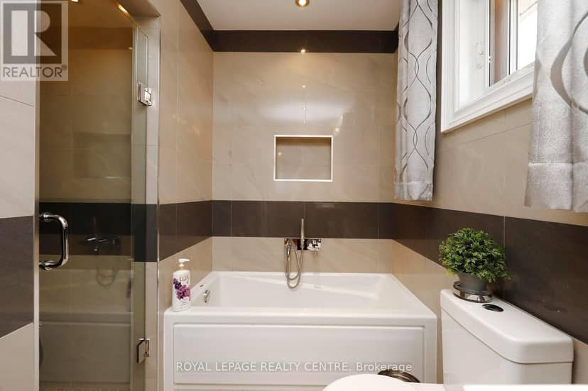 690 Ashprior Avenue — photo 30 of 40
