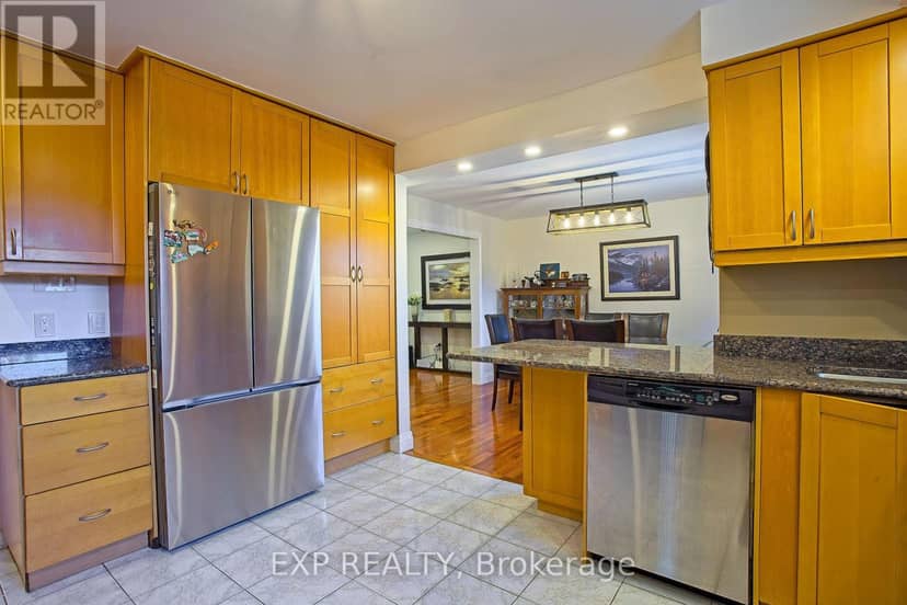 39 Ainsworth Street — photo 14 of 40