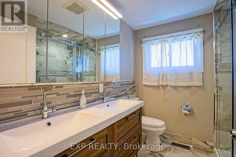 39 Ainsworth Street — photo 24 of 40