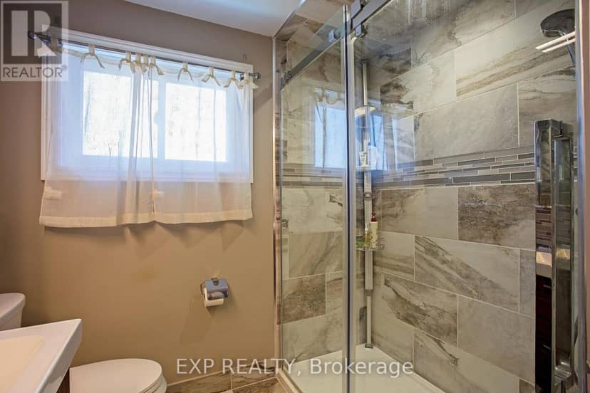 39 Ainsworth Street — photo 25 of 40