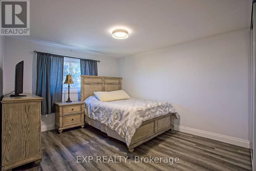 39 Ainsworth Street — photo 26 of 40