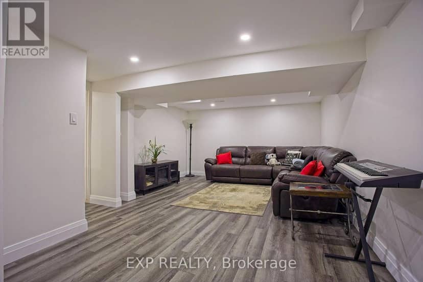 39 Ainsworth Street — photo 30 of 40