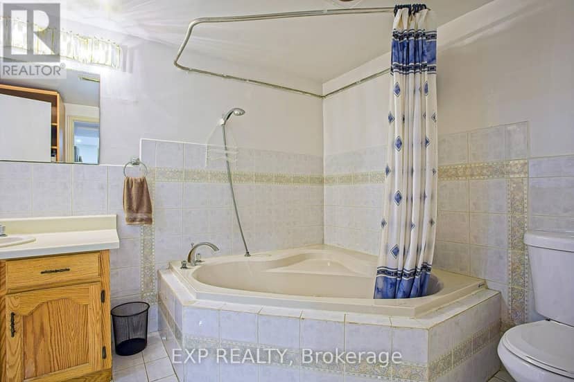 39 Ainsworth Street — photo 33 of 40