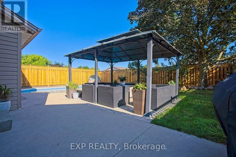 39 Ainsworth Street — photo 37 of 40