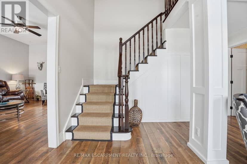 25 Brian Drive — photo 12 of 32