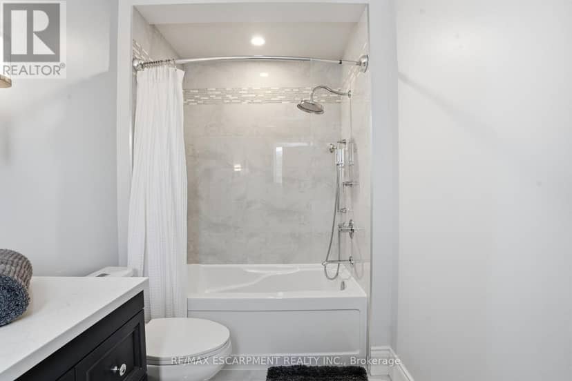 25 Brian Drive — photo 27 of 32