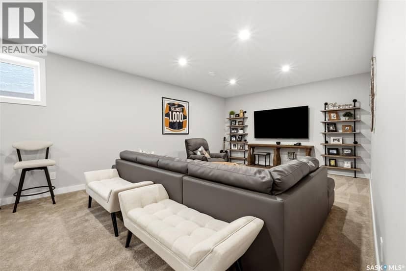 4602 Chuka DRIVE — photo 33 of 40