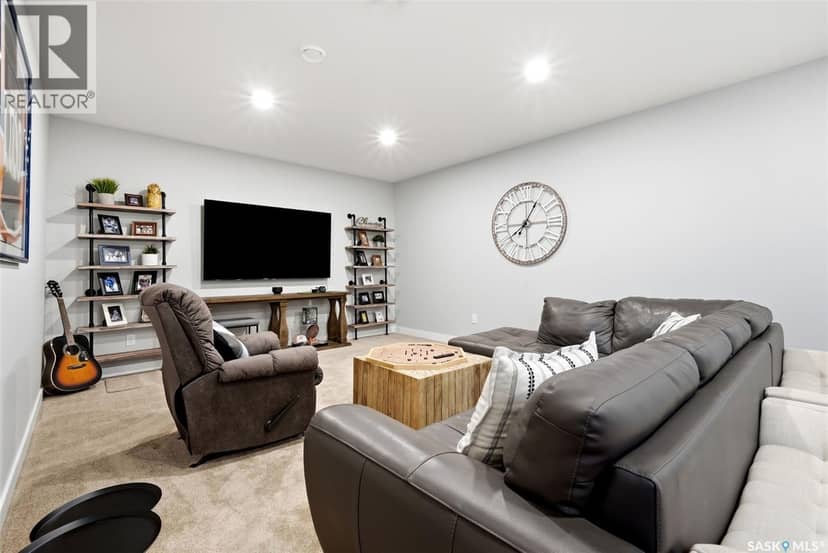4602 Chuka DRIVE — photo 35 of 40