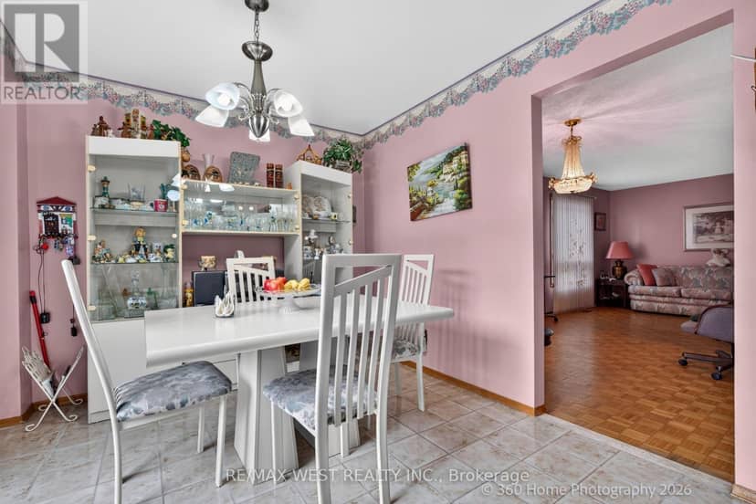 4157 Ottewell Crescent — photo 8 of 28