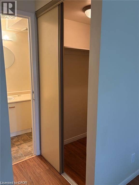 500 WESTMOUNT Road W Unit# 103 — photo 11 of 21