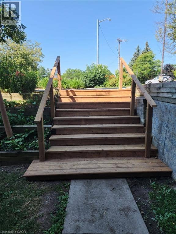 500 WESTMOUNT Road W Unit# 103 — photo 4 of 21
