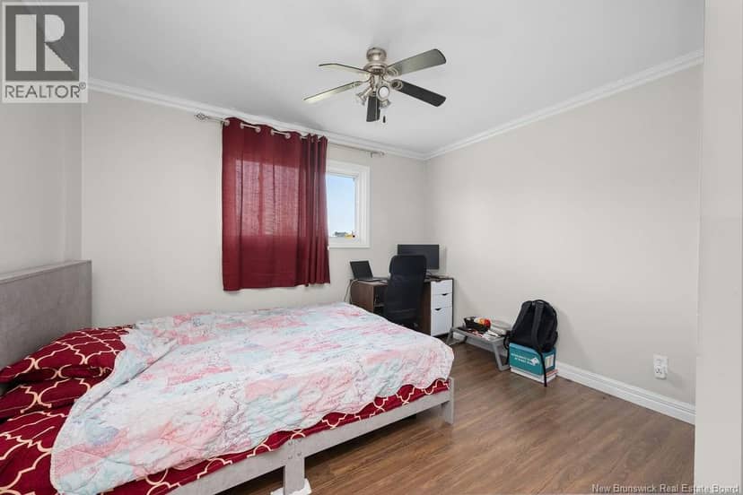 21 Spruce Street — photo 16 of 40