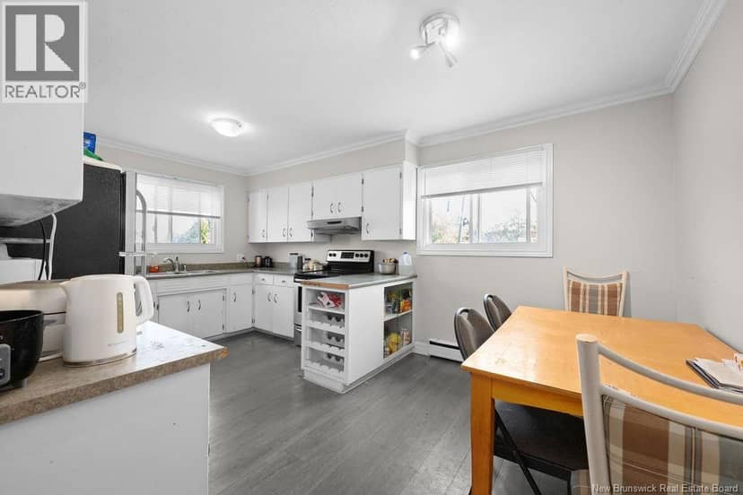 21 Spruce Street — photo 10 of 40