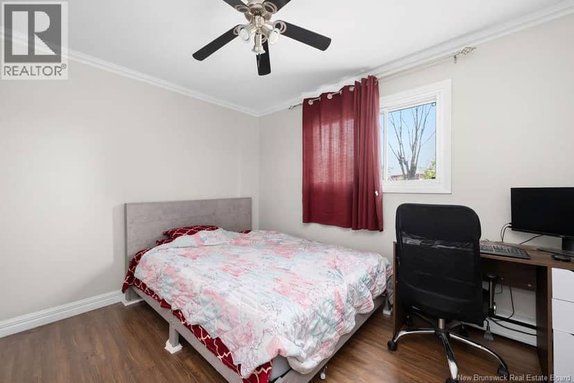 21 Spruce Street — photo 15 of 40