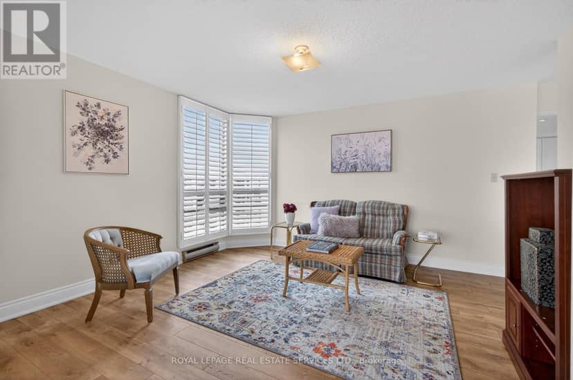 1601 - 2180 Marine Drive — photo 21 of 40