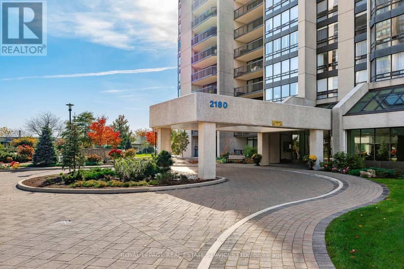 1601 - 2180 Marine Drive, Oakville, photo 4