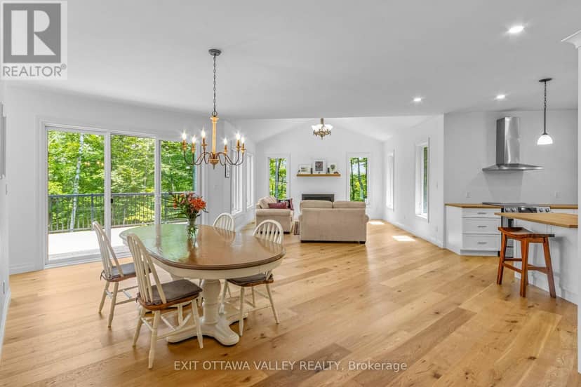 698 Mitchell Road — photo 11 of 40