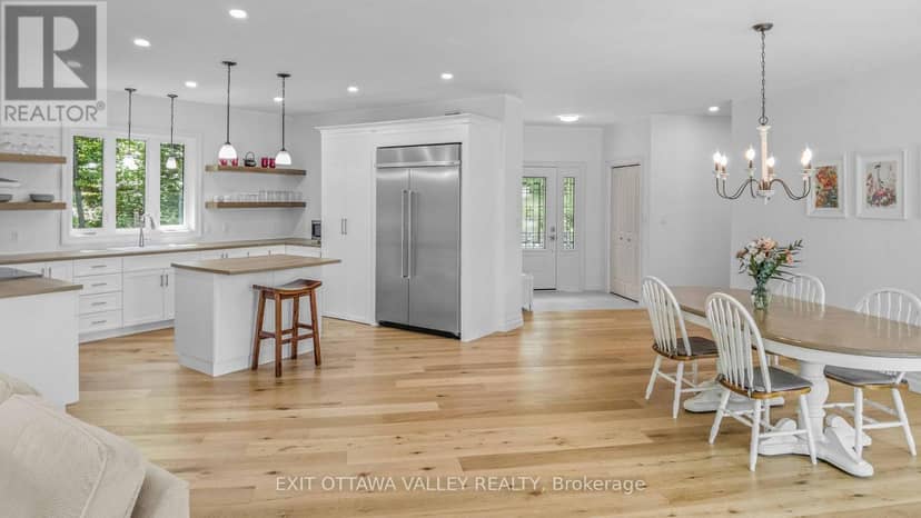 698 Mitchell Road — photo 18 of 40